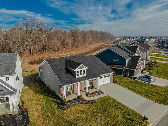 3rd image of 3434 Woodland Dr