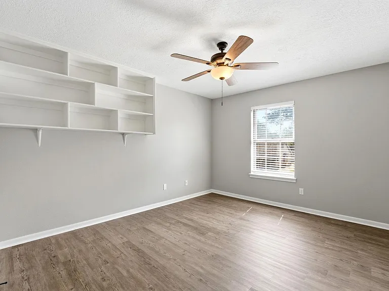 20222 Prince Creek Dr — Photo 42