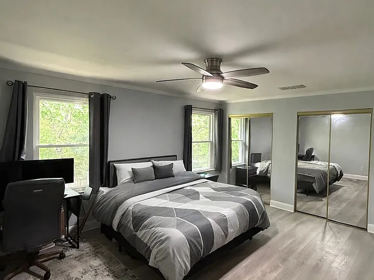 233 Lafayette Dr — Photo 19