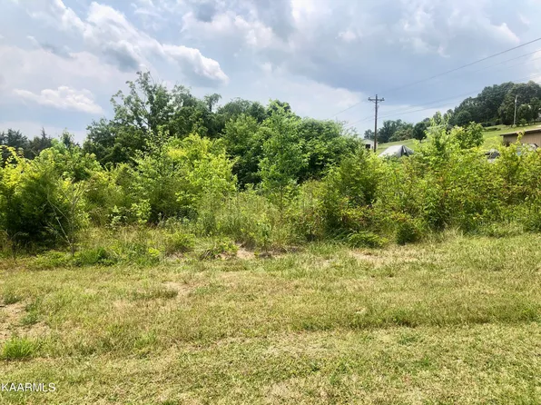 33 Highway S, New Tazewell, TN 37825