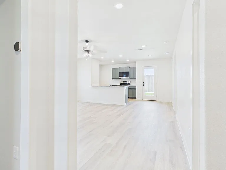 2757 Paisley Rd — Photo 4