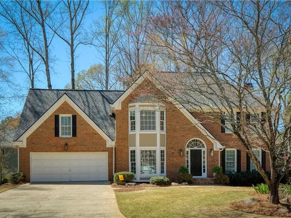 210 Chiswick Close, Johns Creek, GA 30022