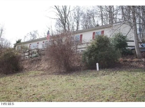 635 Boozy Creek Rd, Blountville, TN 37617