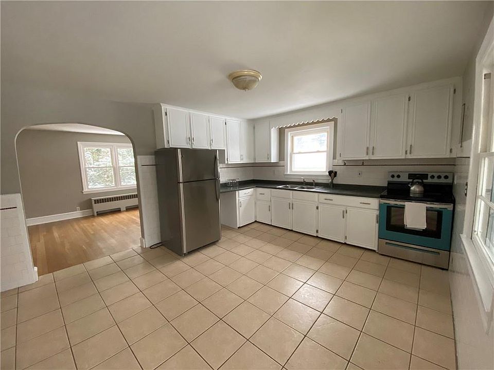 1st image of 147 Legris Ave #2