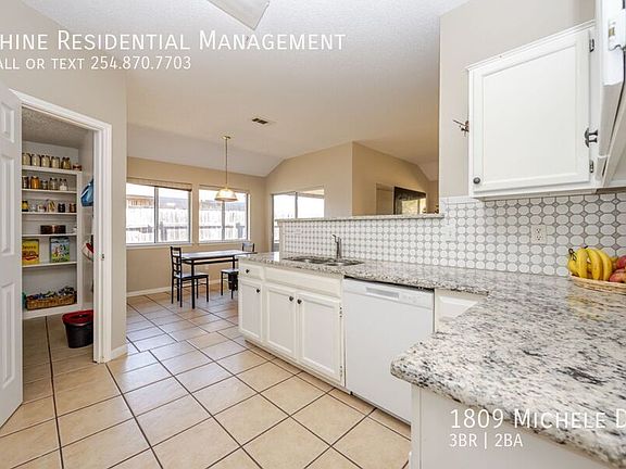 2nd image of 1809 Michele Dr