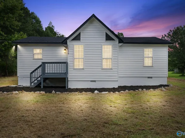 229 Townsend Rd, Hazel Green, AL 35750