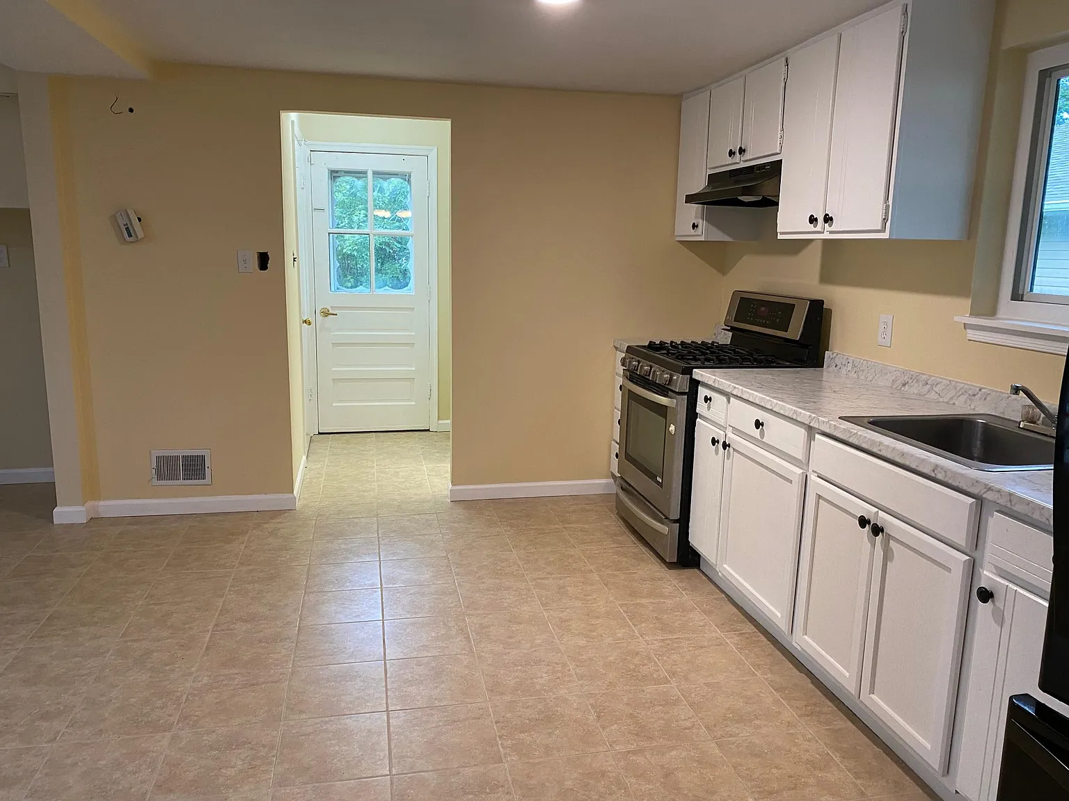 12599 Colebrook Ct photo 1