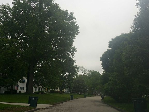 5th image of 608 Norfolk Dr