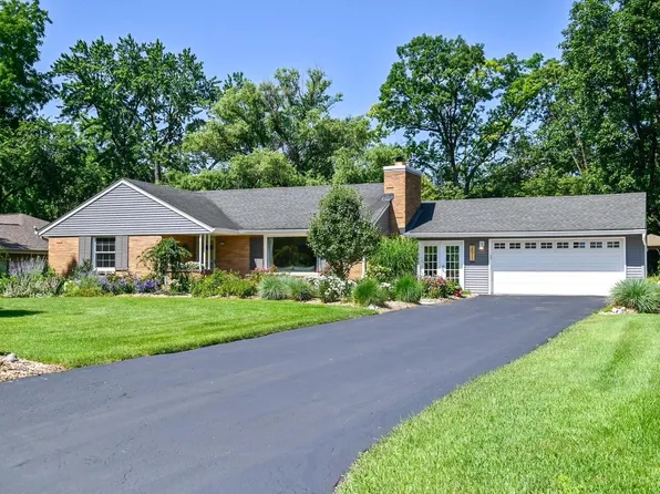 2511 North 117th STREET, Wauwatosa, WI 53226