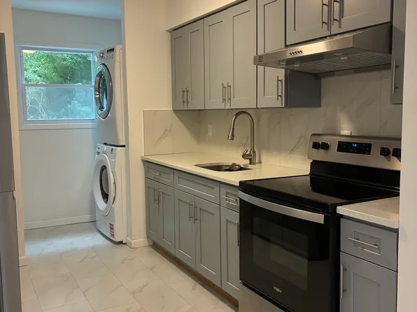 (undisclosed Address), Centereach, NY 11720