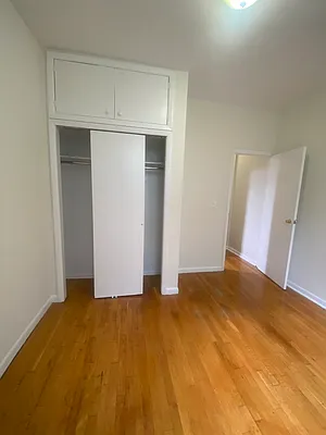 Rented by Peter R. Hungerford, LREB | media 21