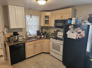 9 Garden St #1, Pawcatuck, CT 06379