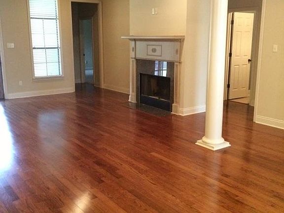 2nd image of 12 Silver Cedar Ct