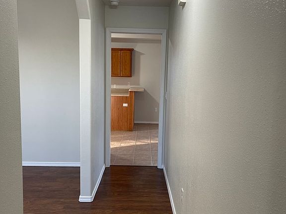 5th image of 271 Carmel Valley Way