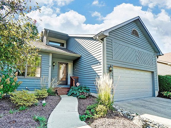 2nd image of 4908 Hickory Holw #39