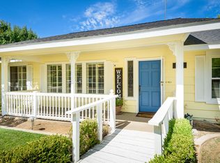 8561 N Calaveras St, Fresno, CA 93711
