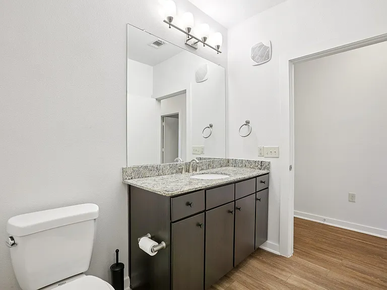 1900 Barton Springs Rd #5031 — Photo 27