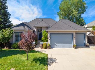 3668 Deuce Way, Redding, CA 96002