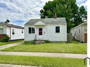 6804 Continental Ave, Warren, MI 48091