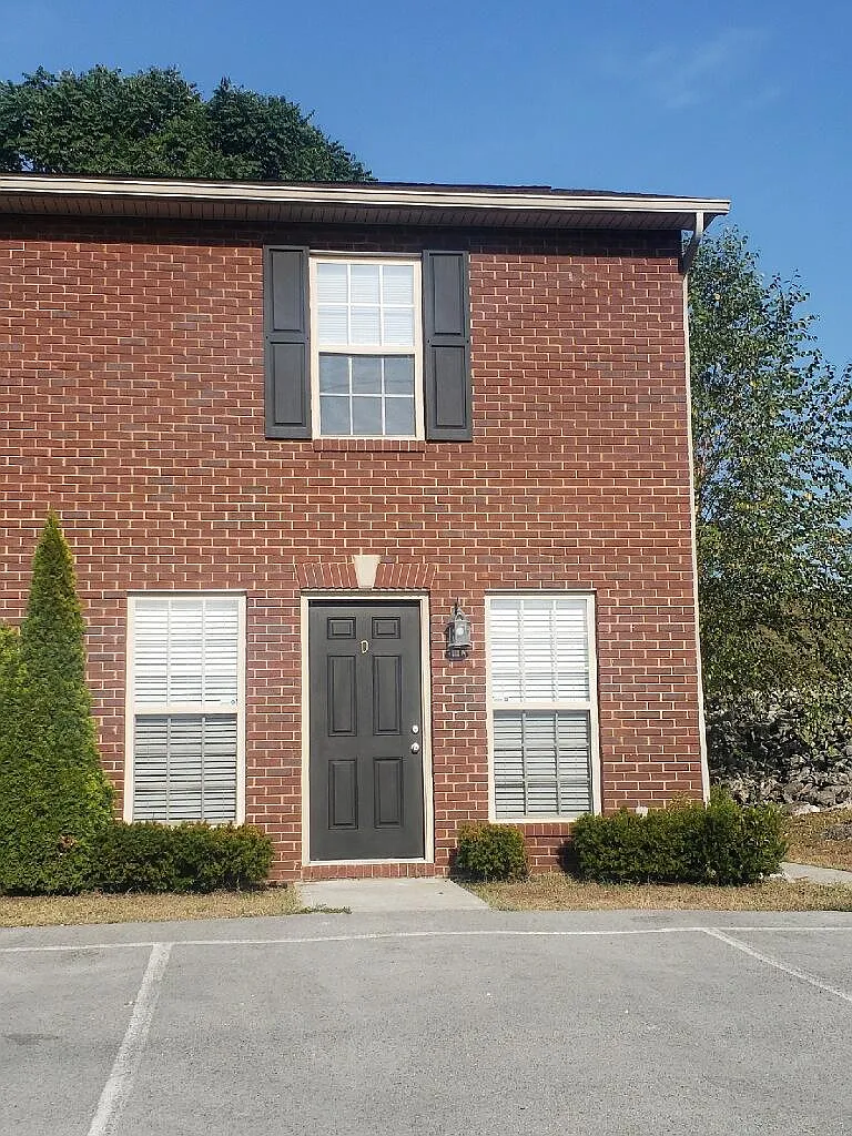 Perkins Ln, Jacksboro — Photo 2