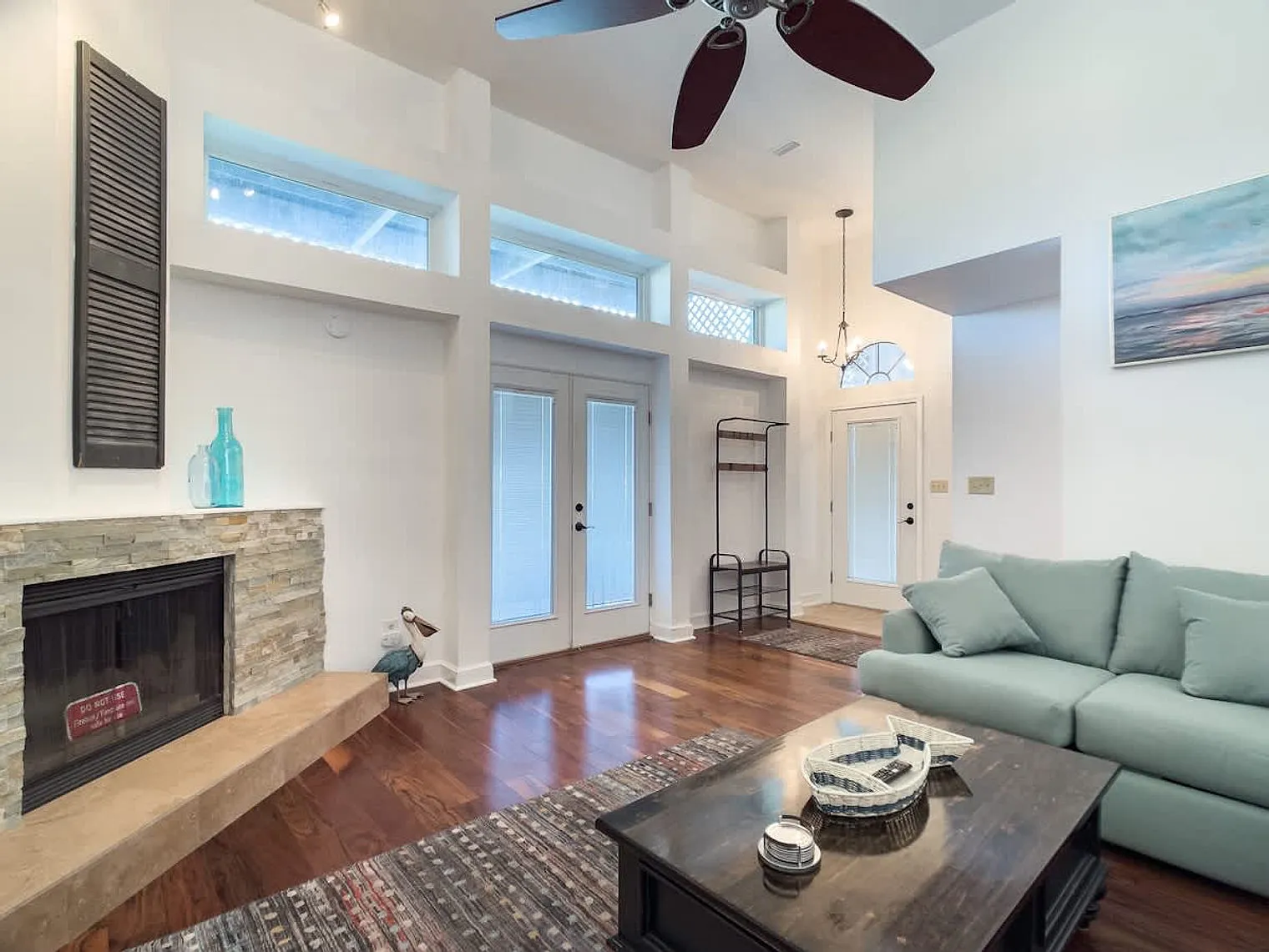 2 bed, 2.0 bath, $2,817 — Photo 4