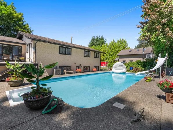 6050 Leclair St, Abbotsford, BC V4X 2C9