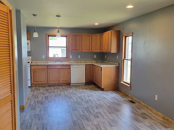 5th image of 1213 S Porter St
