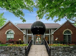 1538 Lincoln Way APT 302A, Mc Lean, VA 22102