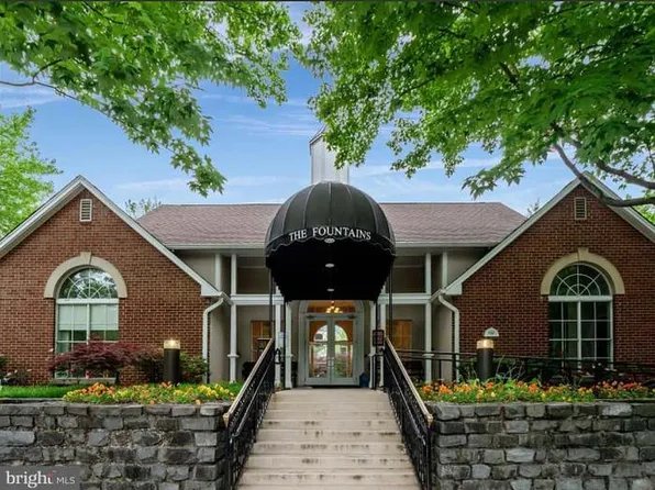 1538 Lincoln Way APT 302A, Mc Lean, VA 22102