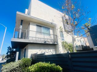 323 Mission Rd, Montebello, CA 90640