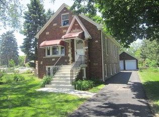 8706 Plainfield Rd, Lyons, IL 60534