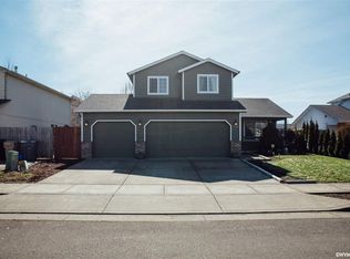 956 Tasha Way, Lebanon, OR 97355