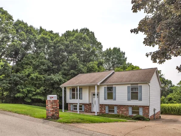 421 Rampart Blvd, New Kensington, PA 15068