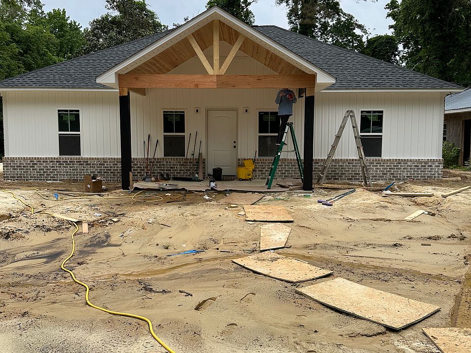 2nd image of 1765 Road 1451