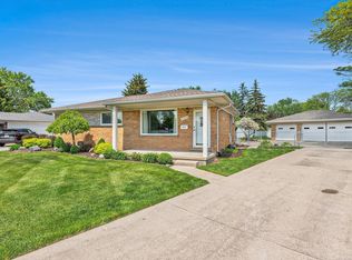 27614 Dover Ave, Warren, MI