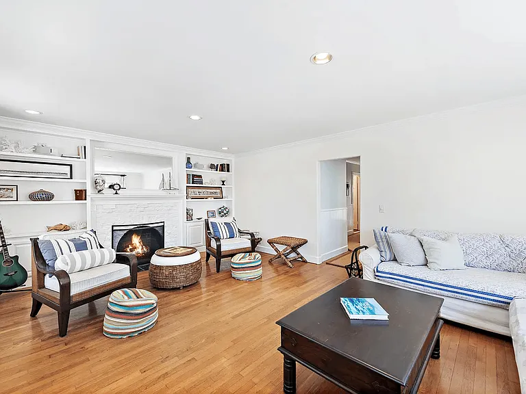 129 McAulay Pl — Photo 20