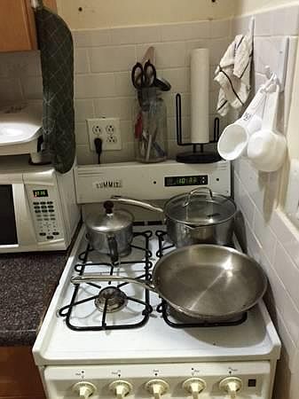 2nd image of 539 E 78th St APT 1e