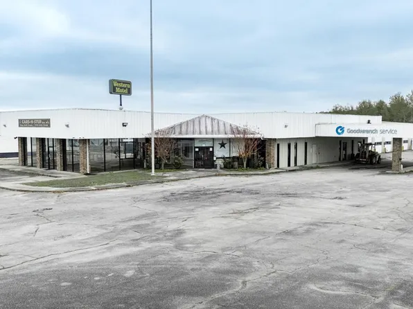 217 Ocilla Hwy, Fitzgerald, GA 31750