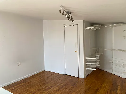 Rented by Best Apartments North Inc | media 28