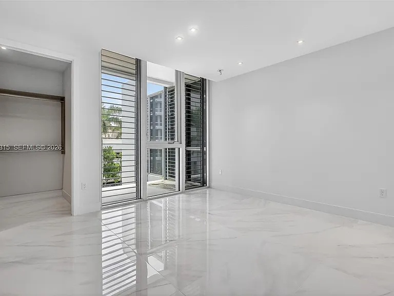 3750 Yacht Club Dr #Townhouse 5 — Photo 60