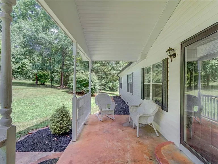 Westwood Ln — Photo 6