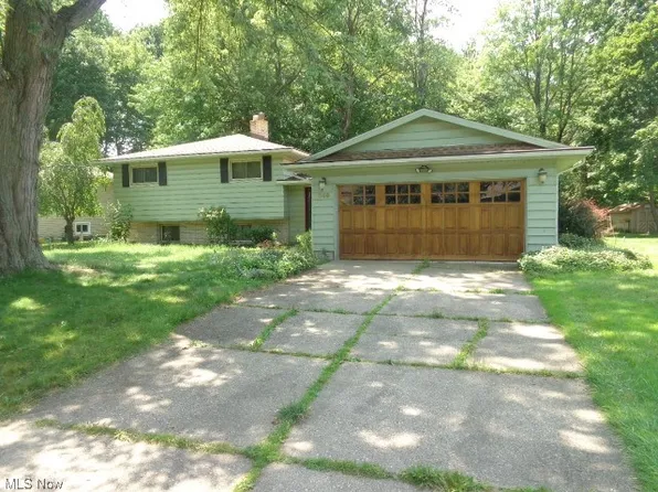 346 Royal Oak Blvd, Richmond Heights, OH 44143