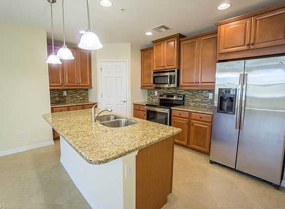 2nd image of 23601 Alamanda Dr Unit 101