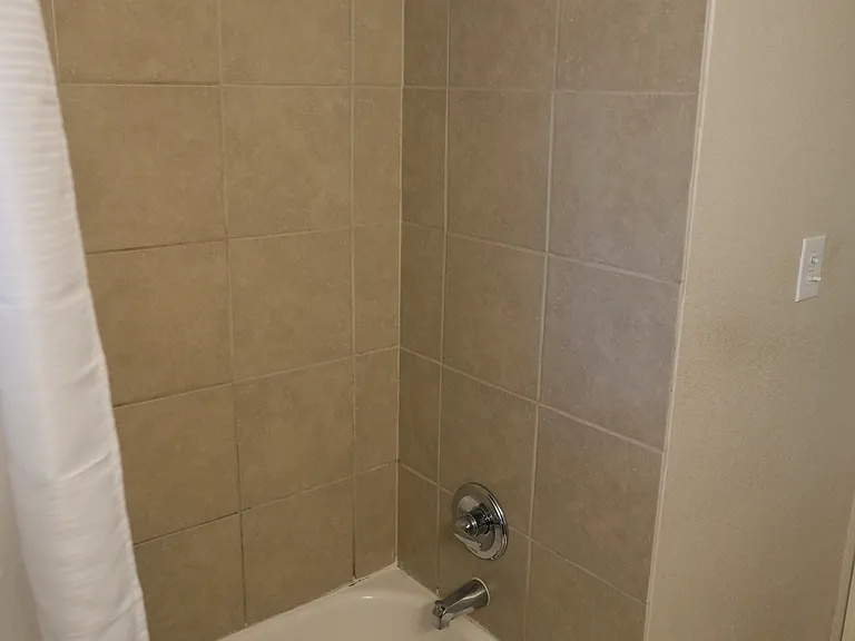 3513 N Columbine St — Photo 14