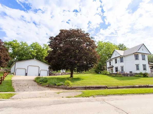 703 Monroe Street, Argyle, WI 53504