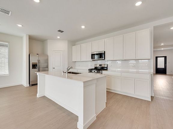 5th image of 3009 Dutch Rd