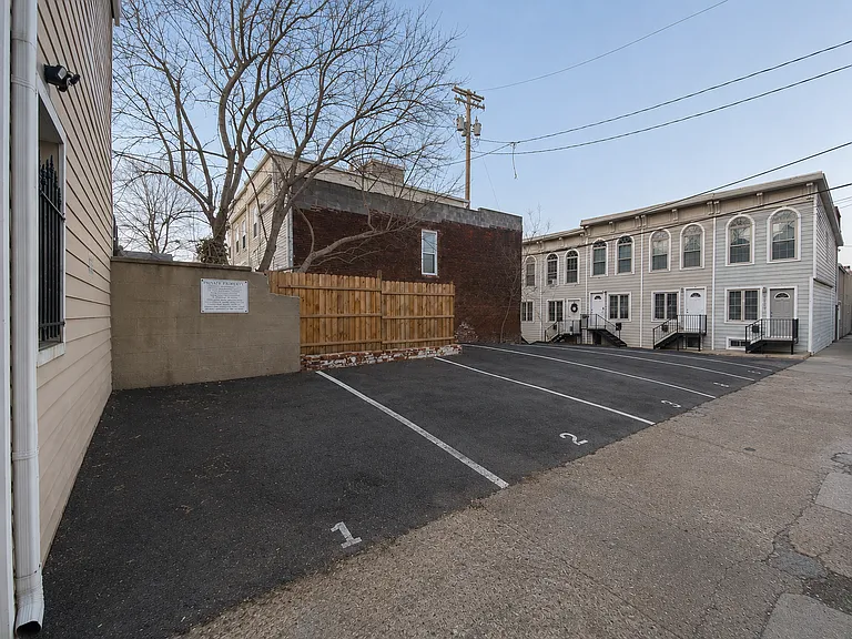 105 N Chester St #2 — Photo 9
