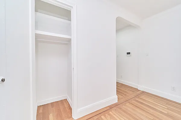 Rented by Living New York | media 11