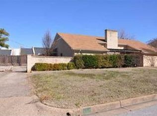 409 Holiday Ln, Tyler, TX 75703