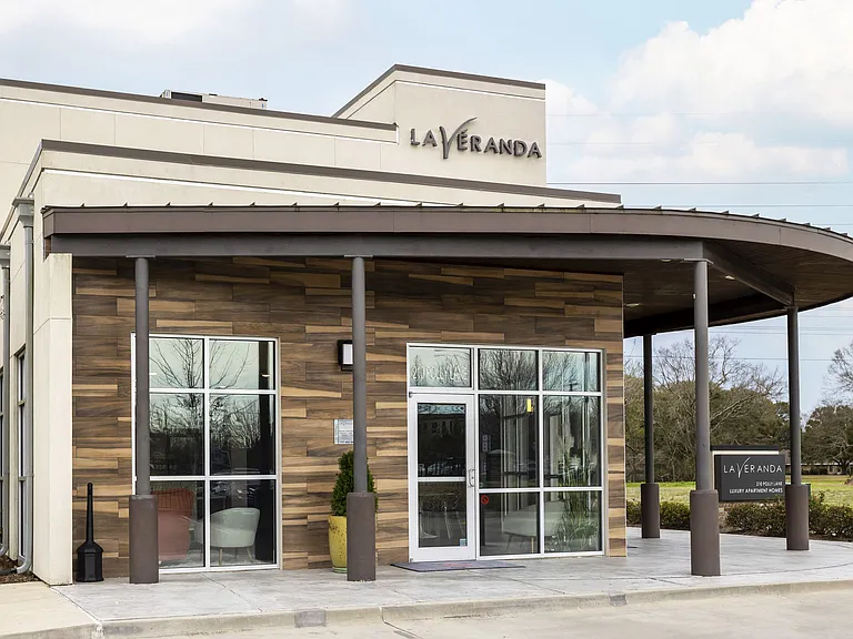 La Veranda at Polly Lane Apartments — Photo 19